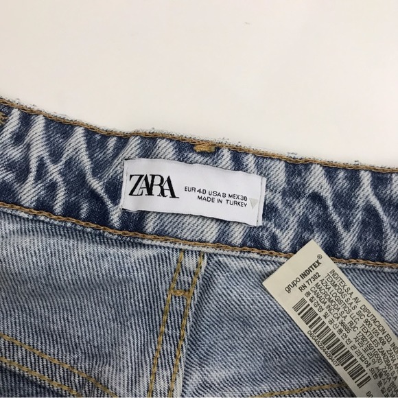 ZARA Wide Leg Raw Hem High Waist Blue Woman’s Blogger Favorite Jean Sz 8 - Picture 4 of 6